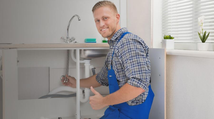 Expert burst pipe repair services in Elbing, KS